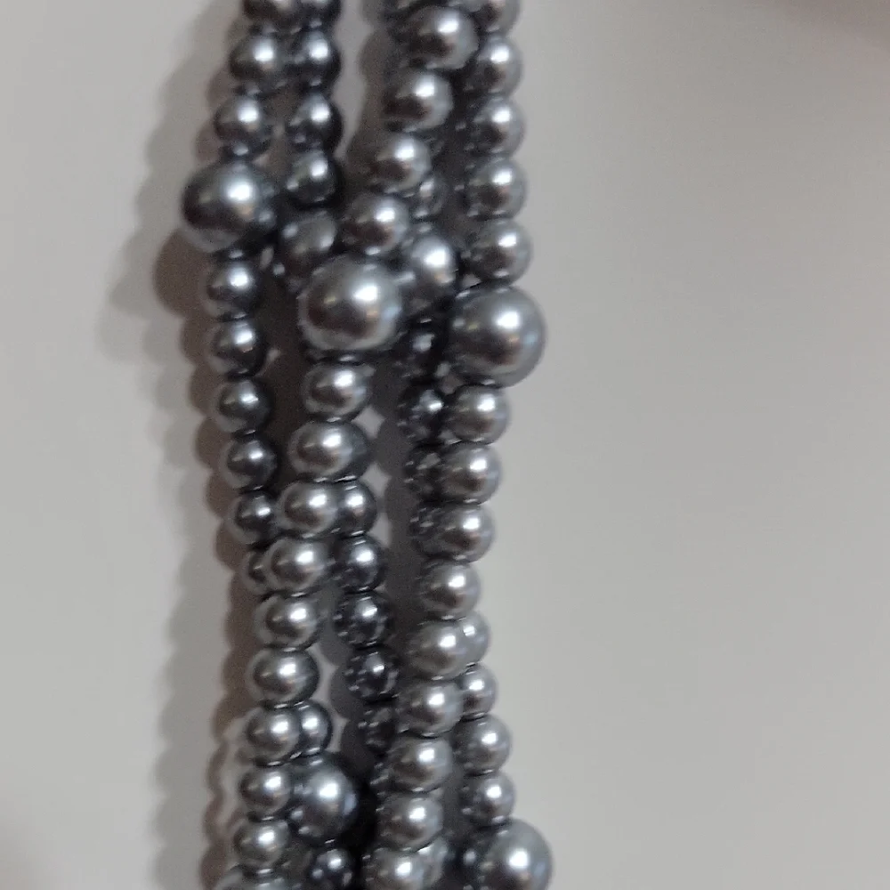 Vera Wang Silver Beaded Necklace - Picture 4 of 9